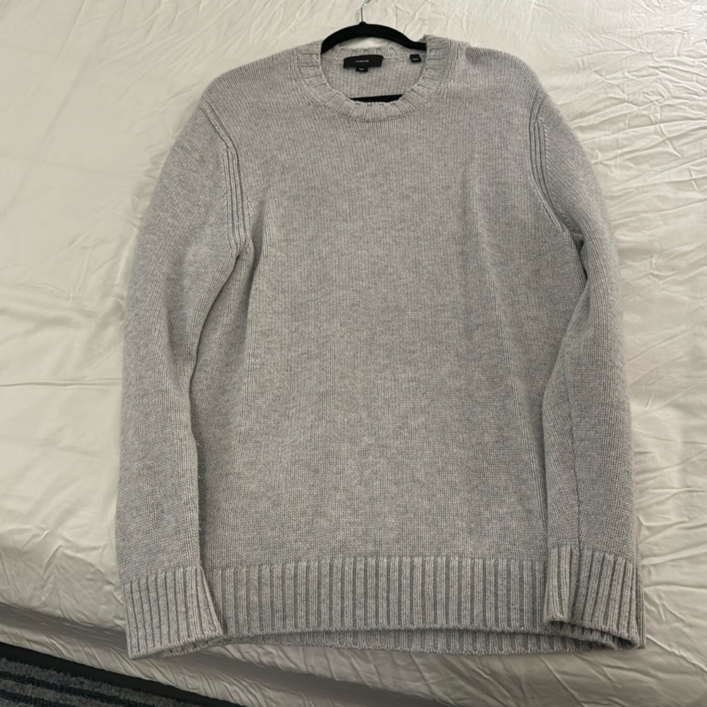 Vince Sweater 70%/30% Wool/Cashmere Gray Medium